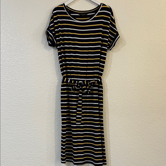 Banana Republic Dresses & Skirts - Banana Republic yellow/navy blue stripe short sleeve dress size XS Rayon/spandex
